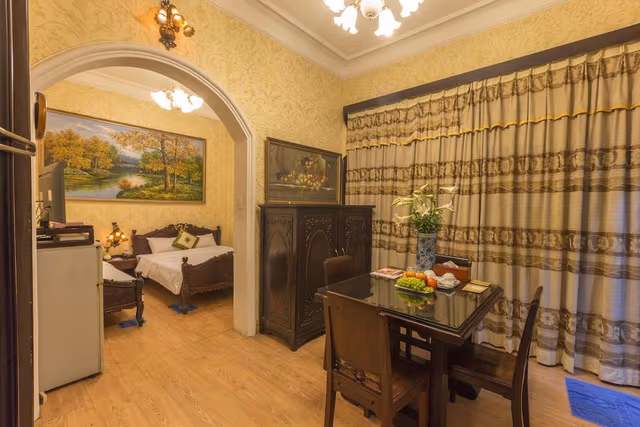 Deluxe Room, 1 Double Bed, Balcony, Garden View