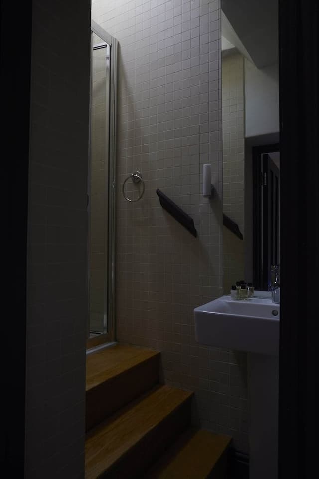 Classic Single Room
