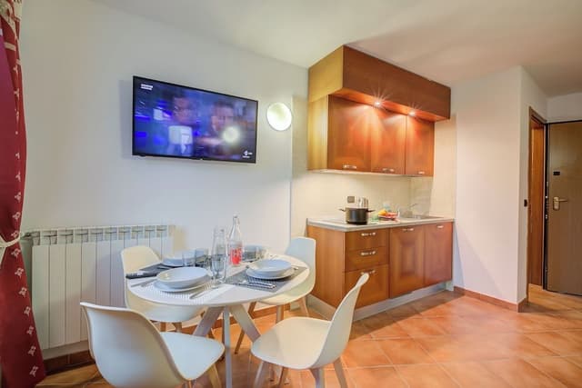 Family Apartment, Multiple Bedrooms (L' Aquila Campo Smith On The Ski)