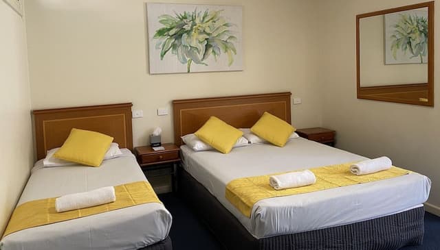Standard Suite, 1 Bedroom, Non Smoking (Twin Room)