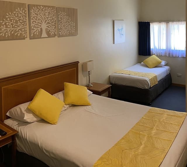 Standard Suite, 1 Bedroom, Non Smoking (Twin Room)
