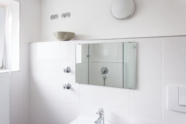 Single Room, Shared Bathroom