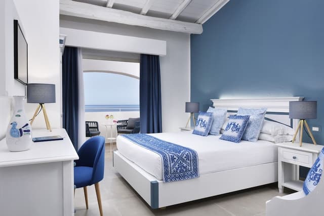 Deluxe Triple Room, Sea View (2 ad + 1 chd)