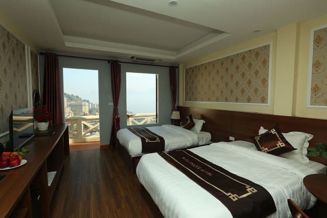 Deluxe Family Room