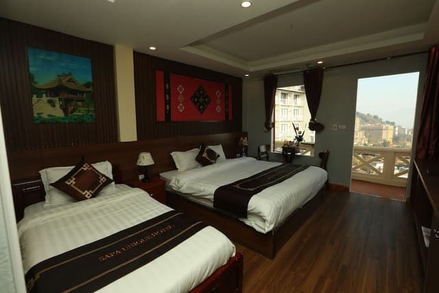 Deluxe Twin Room