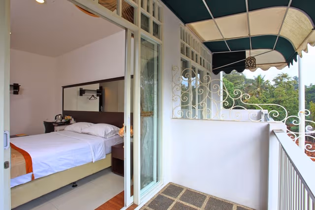 Deluxe Double Balcony