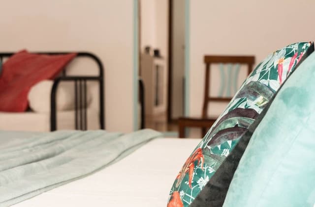Senior Suite, 1 Queen Bed, City View (Quintuple)