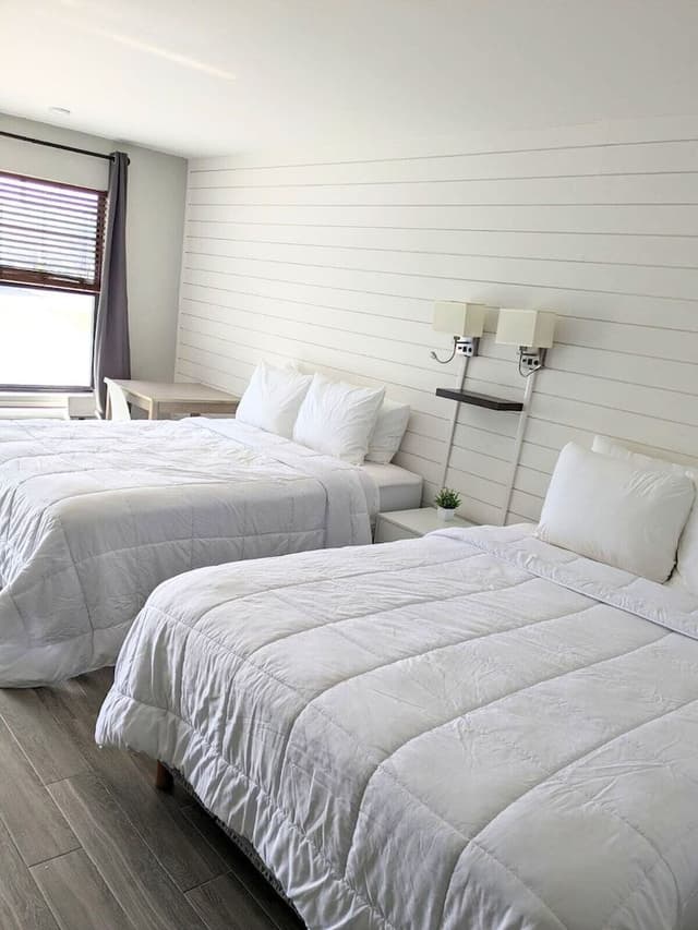 2 Full Beds, Non-Smoking