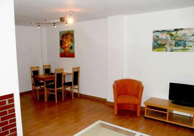 Apartment (4)