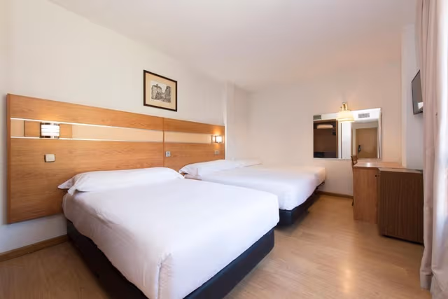 3 Single Beds