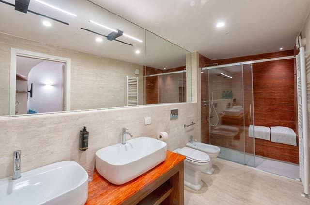 Luxury Room, Hot Tub, Annex Building