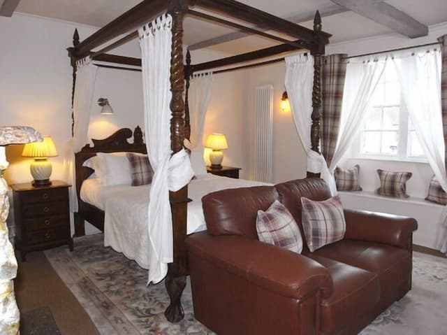 Honeymoon Room