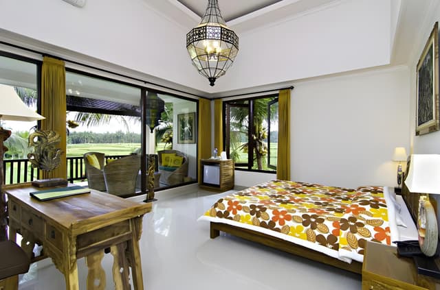 Premier Room