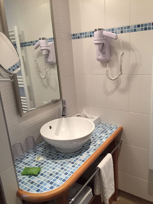 Triple Room, 3 Twin Beds