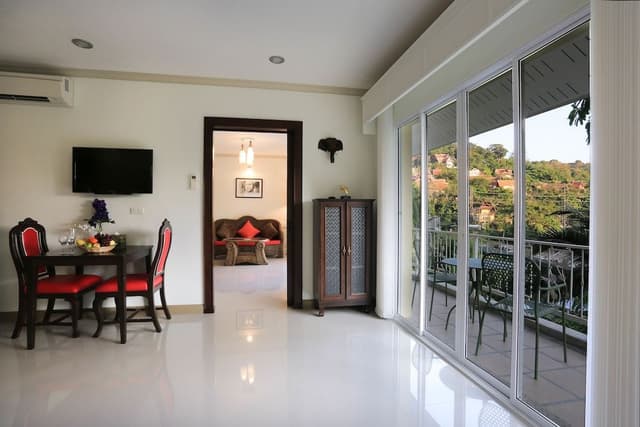 Honeymoon Penthouse, Mountain View, Mountainside