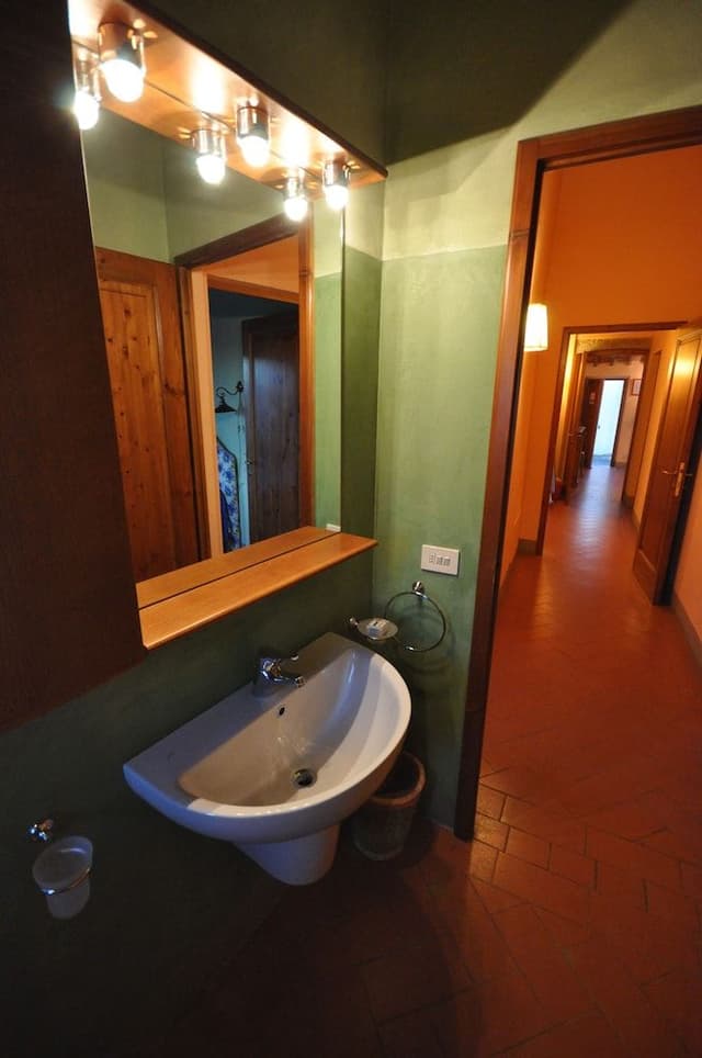 Traditional Apartment, 2 Bedrooms, Pool Access, Park View (Lavagna)