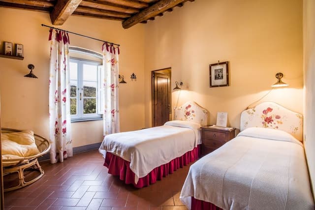 Traditional Apartment, 2 Bedrooms, Pool Access, Park View (Lavagna)
