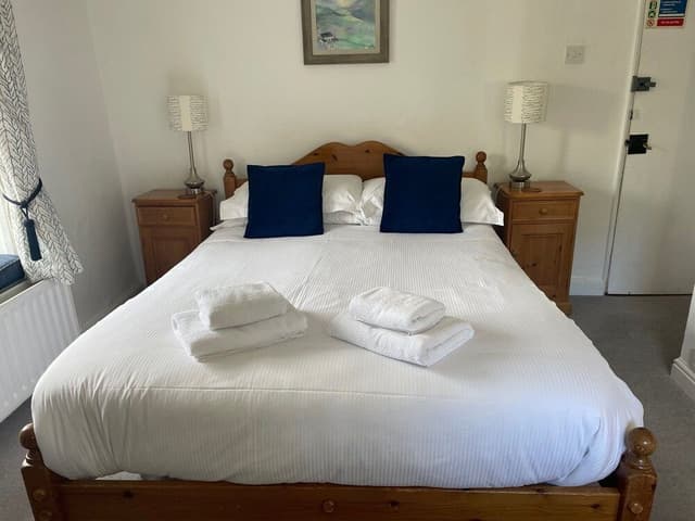 Superior Double Room, Ensuite, Garden View