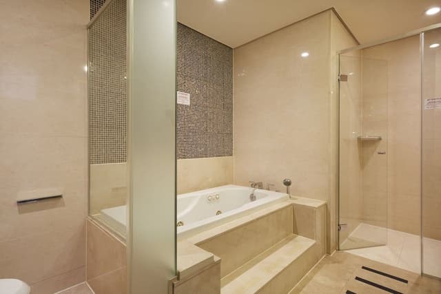 Family Suite (self-catering)