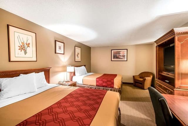 Standard Room, 2 Queen Beds, Non Smoking