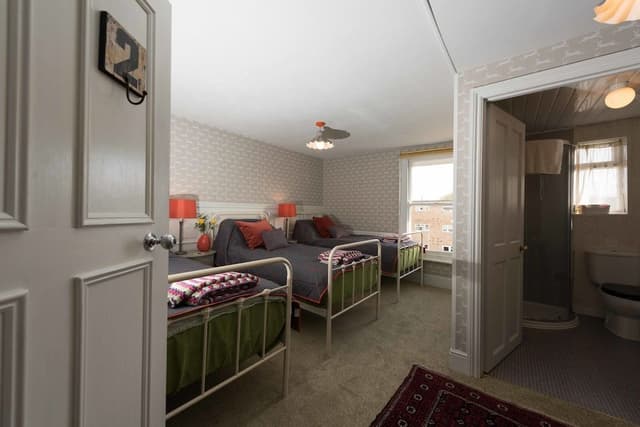 Triple Room