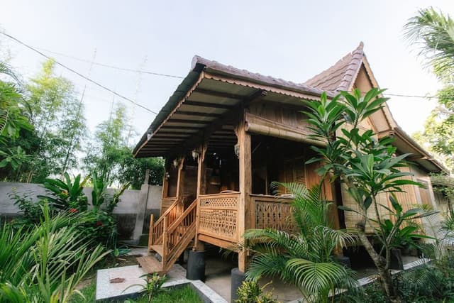 Classic Cabin, 1 King Bed, Garden View, Garden Area