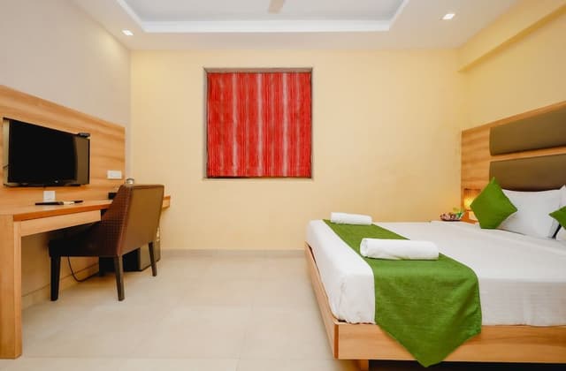 Deluxe Room, Garden View