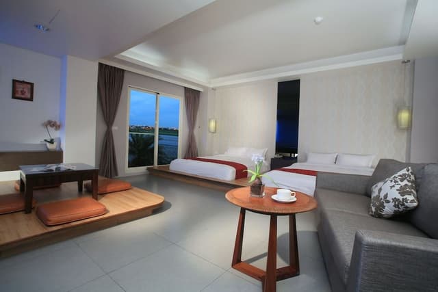Family Quadruple Room, 2 Queen Beds