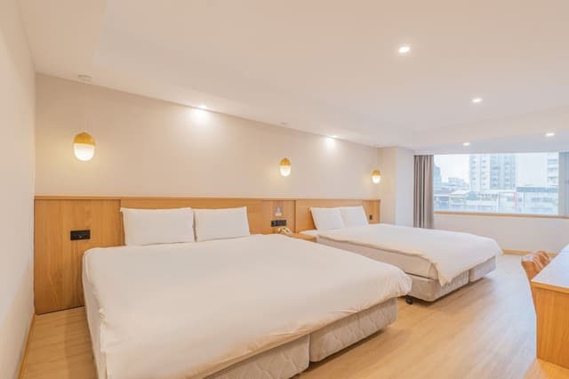 Deluxe Quadruple Room