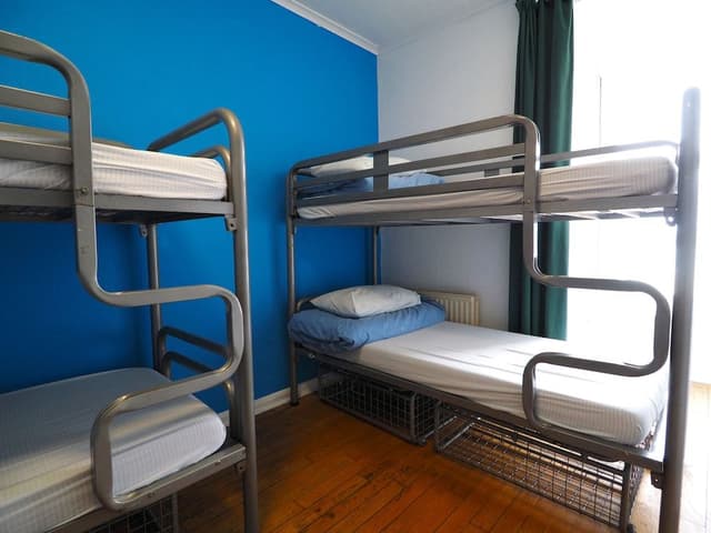 Bed in 4 Bed Mixed Dorm with Shared Bathroom