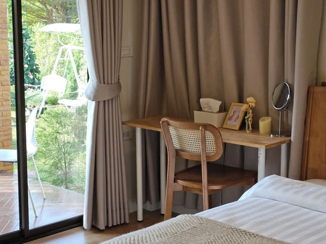 Superior Room, 1 King Bed, Patio, Garden Area