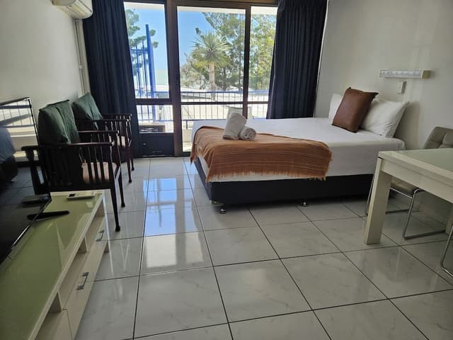 Queen Room with Ocean View