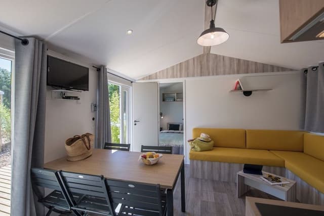 Premium Mobile Home, 2 Bedrooms, 2 Bathrooms
