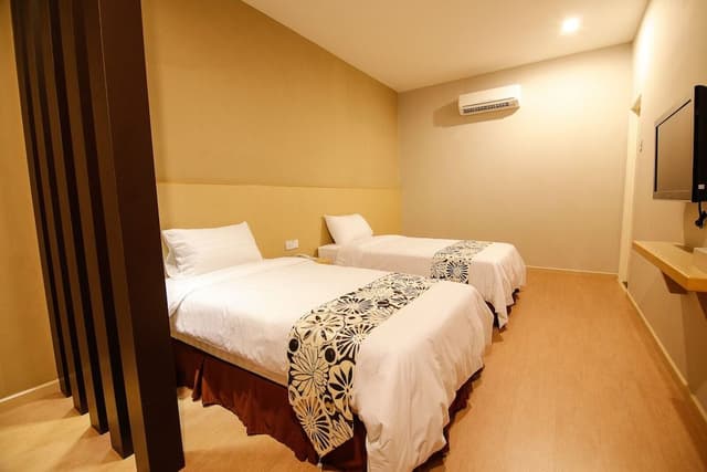 Superior Twin Room