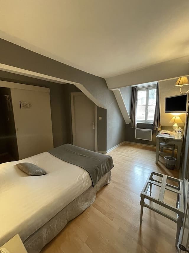 Classic Single Room