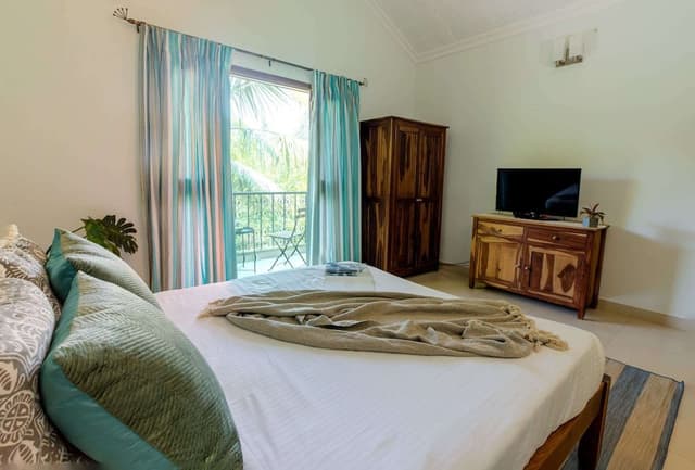 2 Bedroom Suite