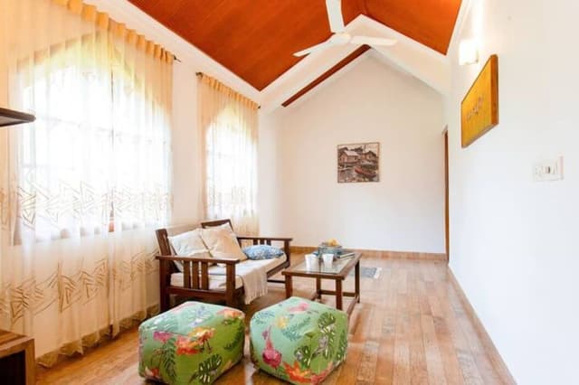 4 bedroom Royal Jacuzzi Villa