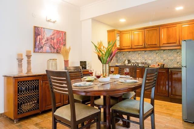 4 bedroom Royal Jacuzzi Villa