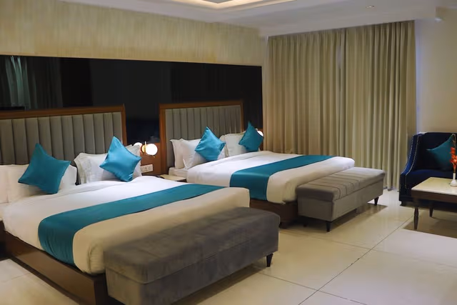 Executive Privilege Suite Room (Mountain View)
