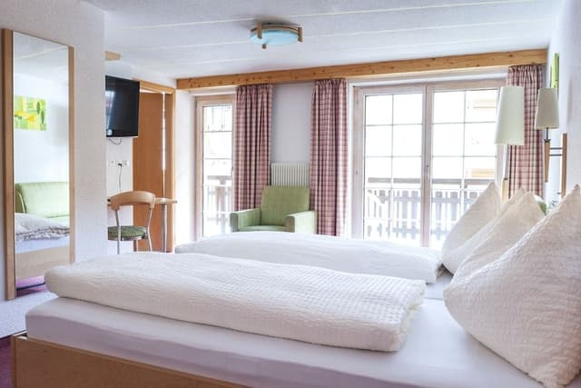 Double Room (South)