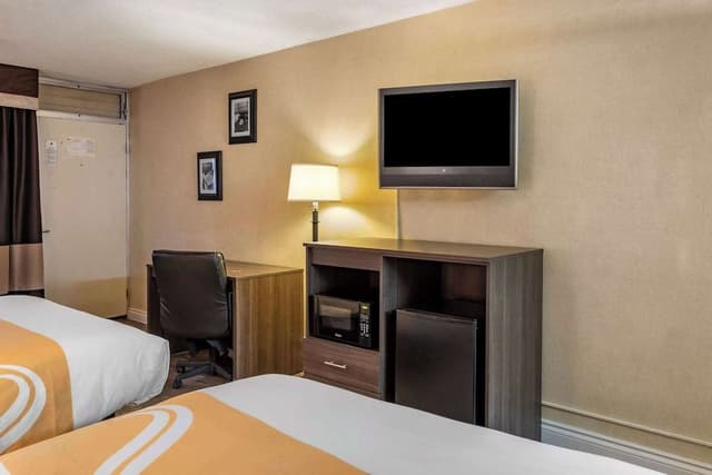 Executive Room, 2 Queen Beds, Non Smoking, Courtyard Area