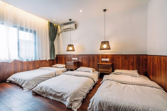Triple Room