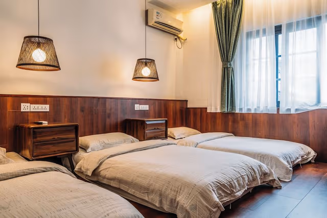 Triple Room