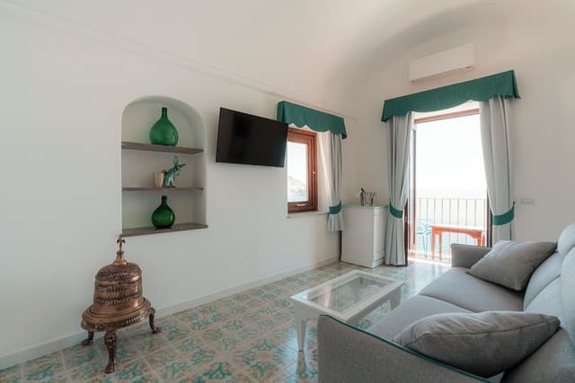 Camera Deluxe, 1 letto king, vista mare, balcone