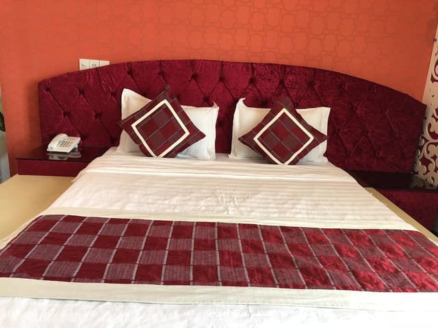 Room (VIP)