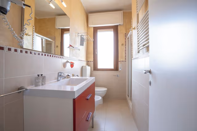 Communicating Room