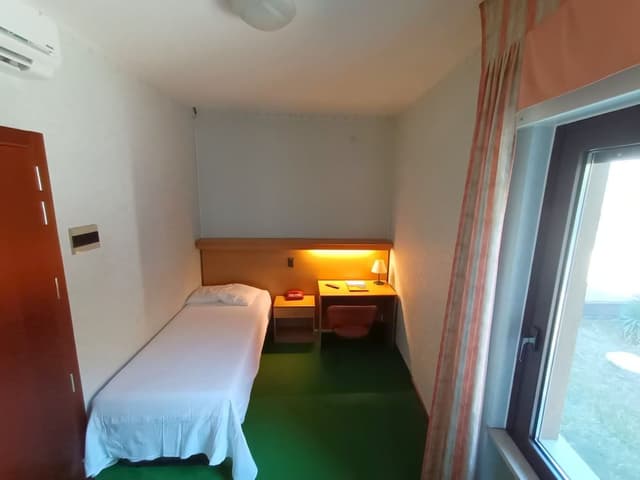 Classic Single Room
