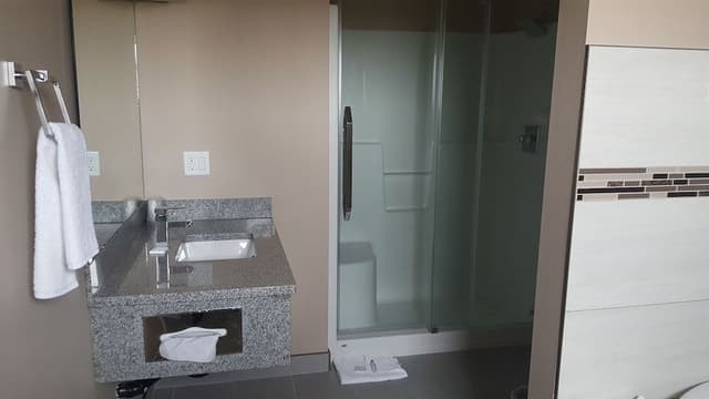 Suite, Non Smoking, Jetted Tub