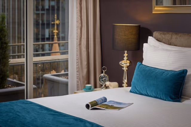 Heritage King Suite