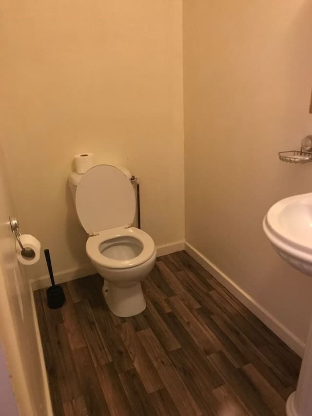 Family Room (2 Adults and 3 Children)